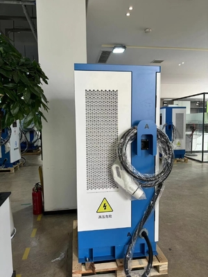 Harga yang bagus Stasiun Pengisian EV Standar Eropa 160kw Double Guns Dc Ev Charging Stack on line
