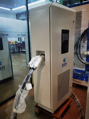Harga yang bagus Stasiun Pengisian Kendaraan Listrik Baru Putih 120KW Komersial / Domestik on line