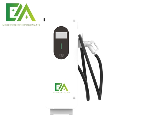 Pengisian daya 600 KW dapat digunakan untuk 200 Km lantai komersial Single Gun Fast Charging Stack / Super Fast Charging Station dalam 3 menit
