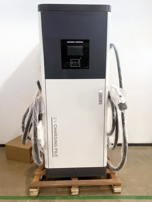 Harga yang bagus CE/UR/GBT/CCS2/CCS1/Chademo Stasiun Pengisian Kendaraan EV Lantai 120kW 400kw untuk Mobil Listrik on line