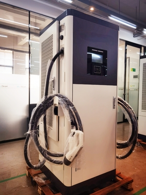 240KW/320KW/360KW CCS1/CCS2 Integrated Dual - Gun DC Electric Vehicle Charging Pile / Commercial Fast Charging Station Sangat bagus untuk dipasang di Hotel, Supermarket, Rumah Sakit, Rumah, dll.