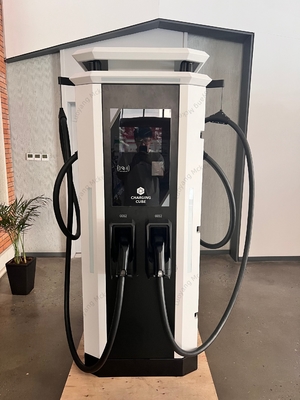 Harga yang bagus Custom Ocpp China Manufacturer Stasiun Pengisian Mobil Listrik DC Charging Stack 120kW Level 3 Highway on line